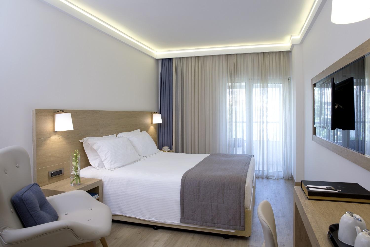 Golden Age 4* Athens