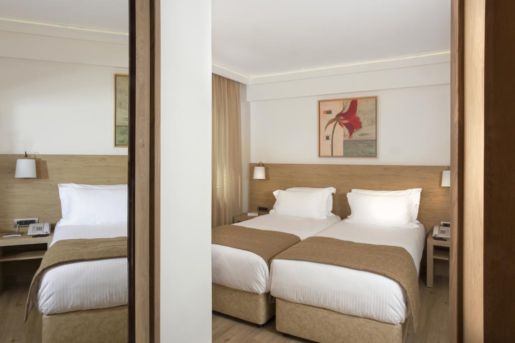 Golden Age Hotel 4*